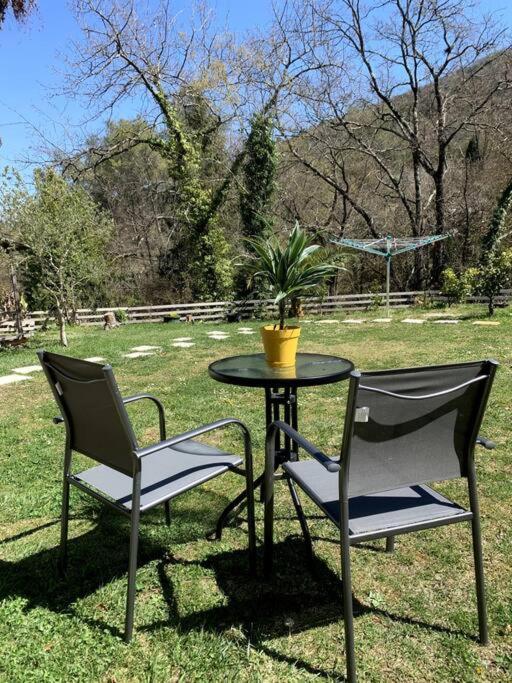 Studio Calme Et Agreable Avec Acces Jardin Partage Le Bar-sur-Loup 외부 사진