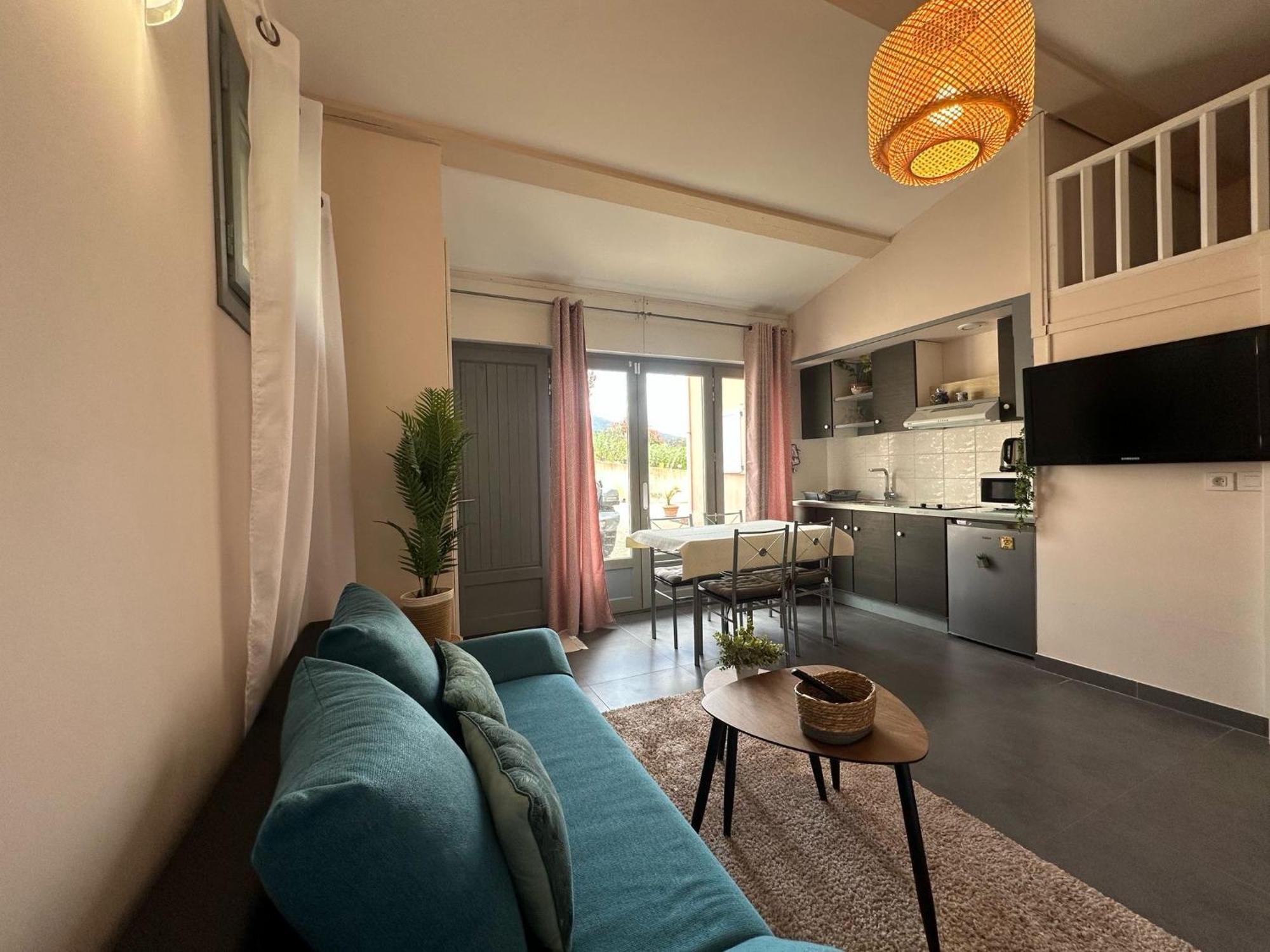 Studio Calme Et Agreable Avec Acces Jardin Partage Le Bar-sur-Loup 외부 사진