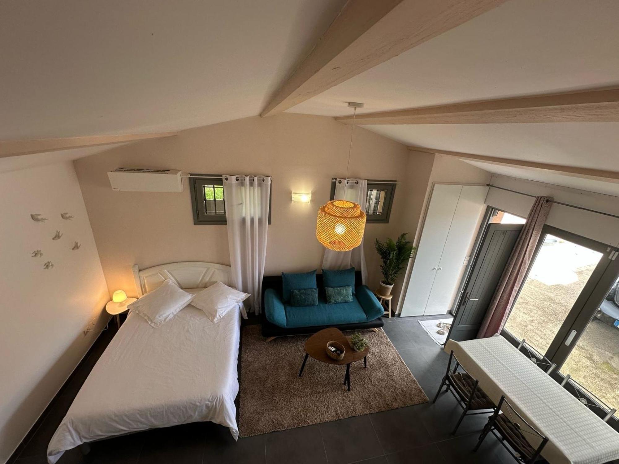 Studio Calme Et Agreable Avec Acces Jardin Partage Le Bar-sur-Loup 외부 사진